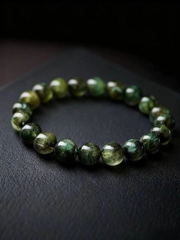 Nature Green Crystal Bracelet (Extraordinary Energy)