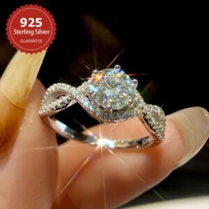 Moissanite ring S925 sterling silver commitment ring women's wedding engagement ring wedding season jewelry anniversary halo ring Thanksgiving Valentine's Day women's gift noble luxury bridal jewelry excellent gift