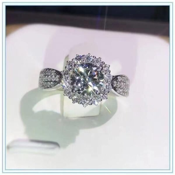 6d490649ada54bef969e427e5bd67db0~tplv-fhlh96nyum-origin-jpeg Moissanite 18K White Gold Three-Row Diamond Ring for Women | Elegant & Luxurious Engagement Ring