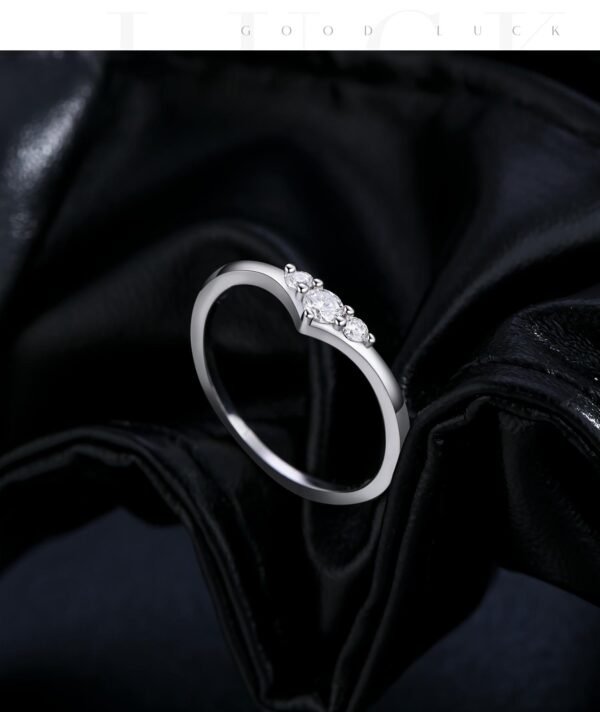 Simple Eternal Moissanite Ring 925 Sterling Silver Shiny Simple Thin Women's Wedding Ring Exquisite Jewelry Gift